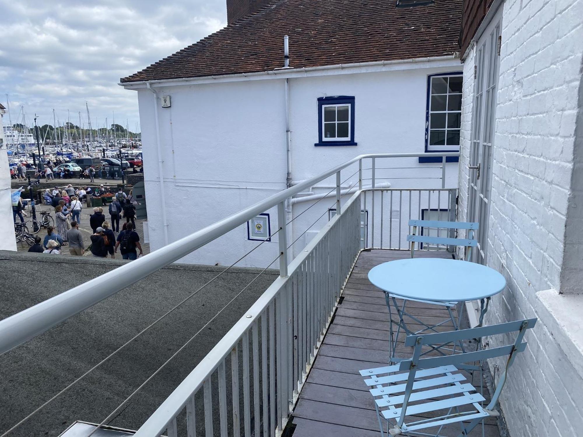 Stylish Cottage With Quay And River View Lymington Szoba fotó